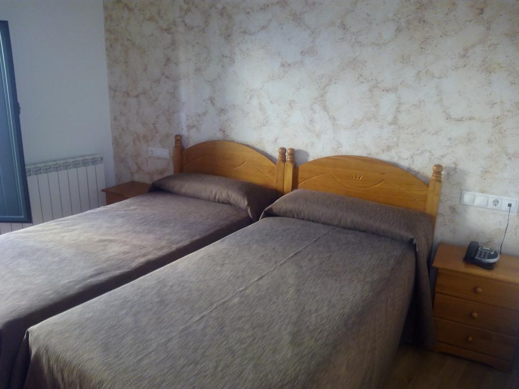 Hostal Plaza Mayor De Almazán Buitenkant foto